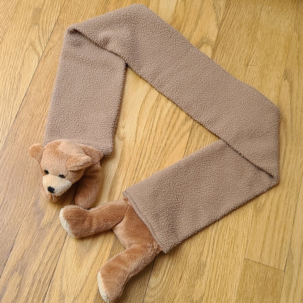 Child's bear fleece scarf